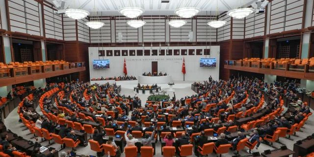 TBMM, Filistin Devlet Başkanı Abbas'ın katılımıyla gerçekleştirilecek olağanüstü toplantıya hazırlanıyor.